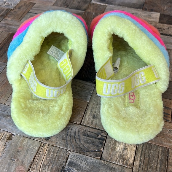 UGG Fluff Yeah Kids Rainbow Multi Color Slides Size 5(Big Kid) - Picture 3 of 8